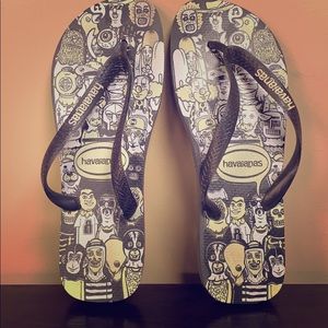 Havaianas men’s flip flops, size 11- cool design!!
